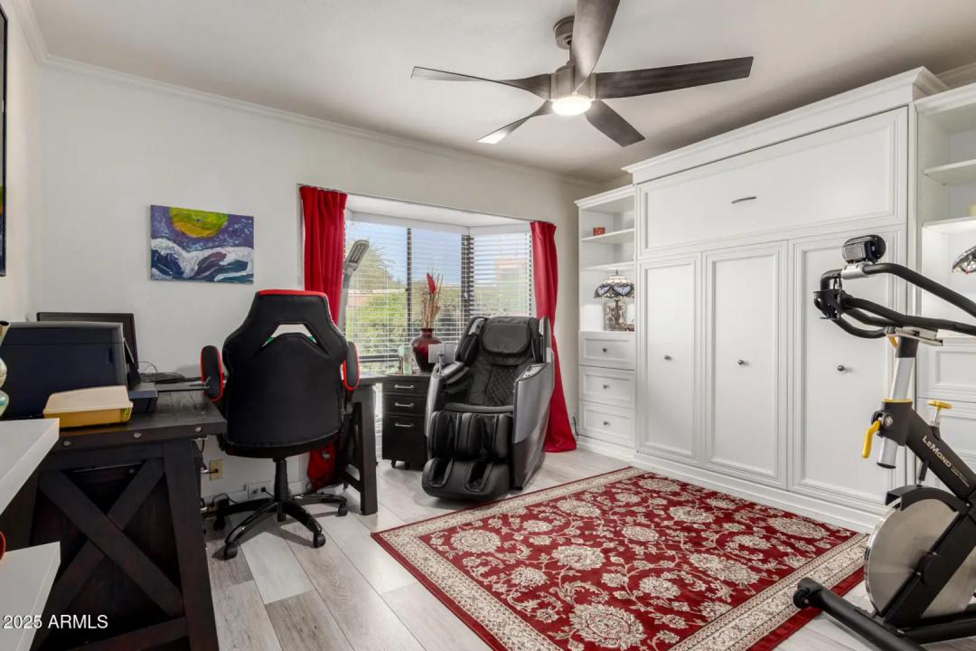 Real Estate Picture 23
