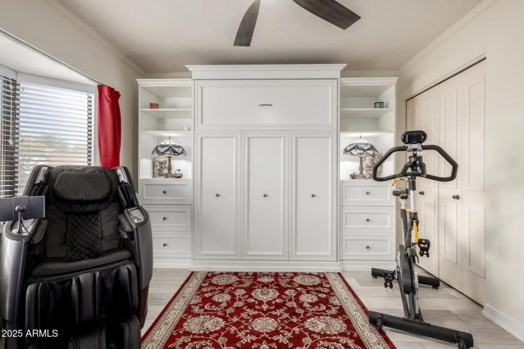 Real Estate Picture 24
