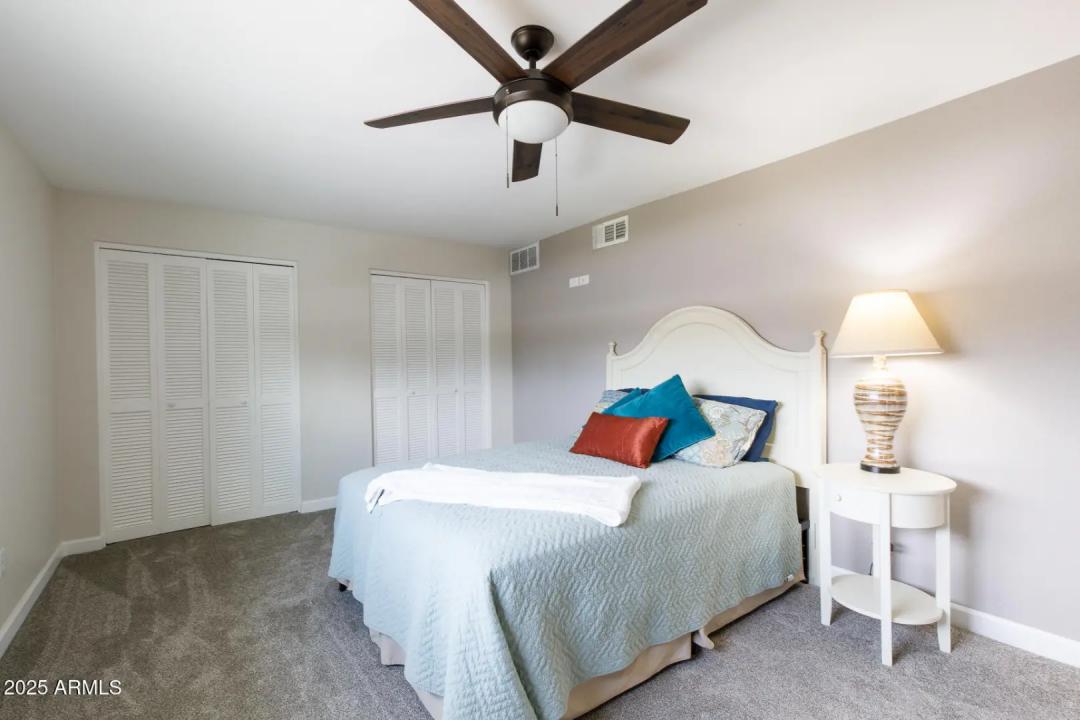 Real Estate Picture 18