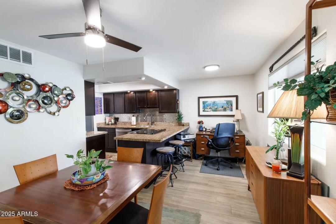 Real Estate Picture 10