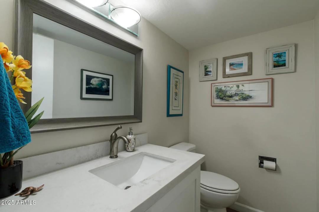 Real Estate Picture 12
