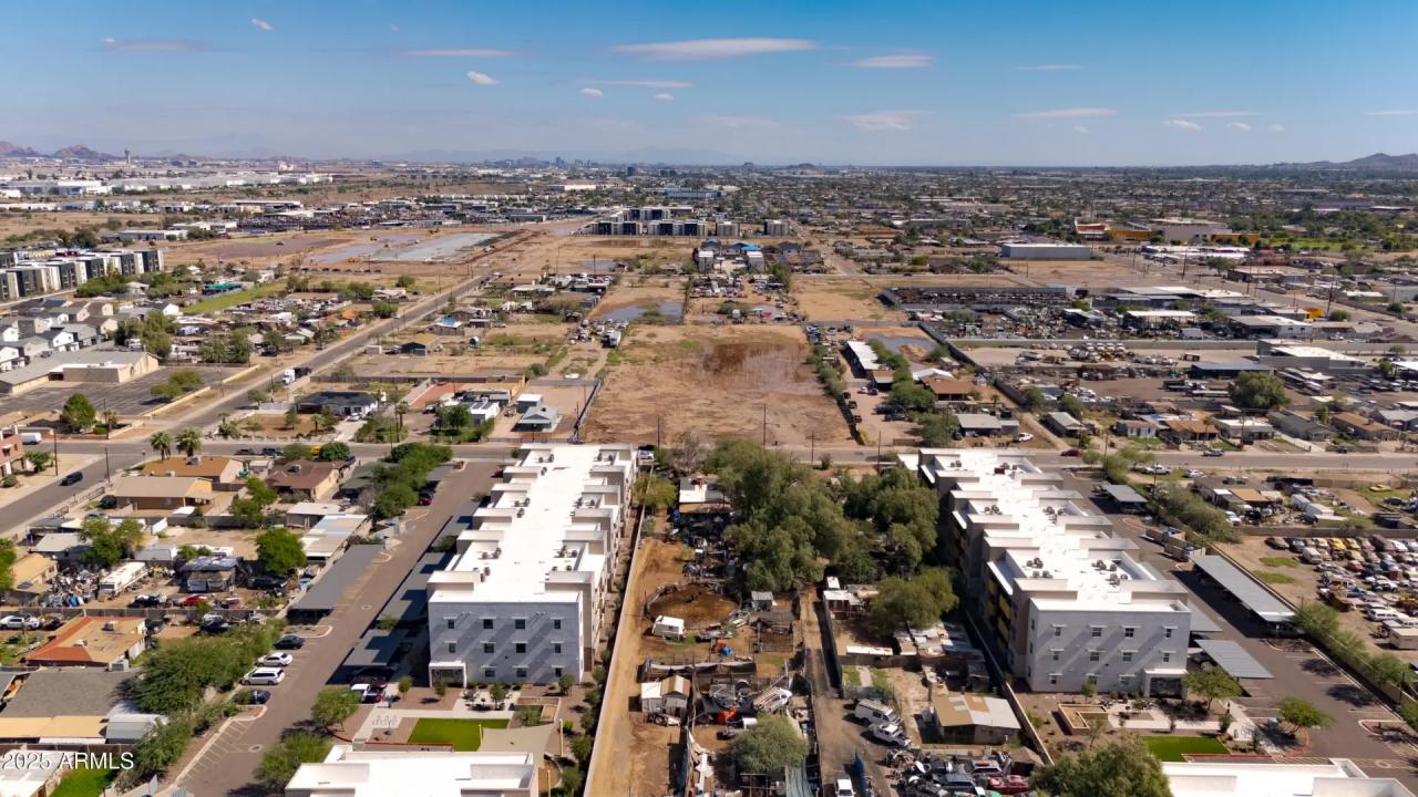 Real Estate Picture 1