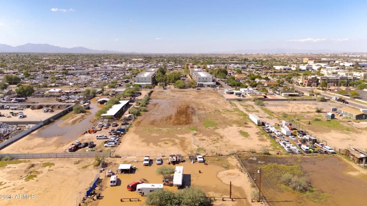 Real Estate Picture 29