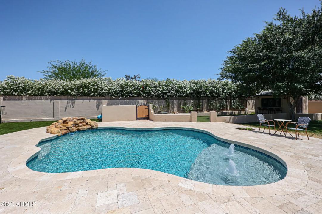 Real Estate Picture 40