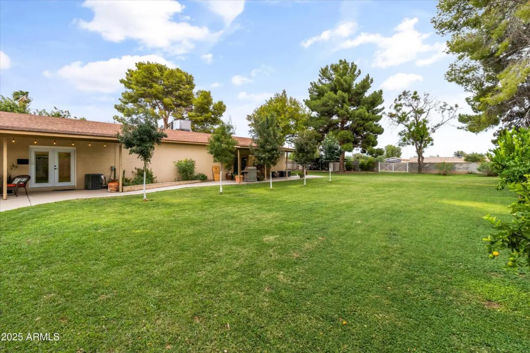 Real Estate Picture 9