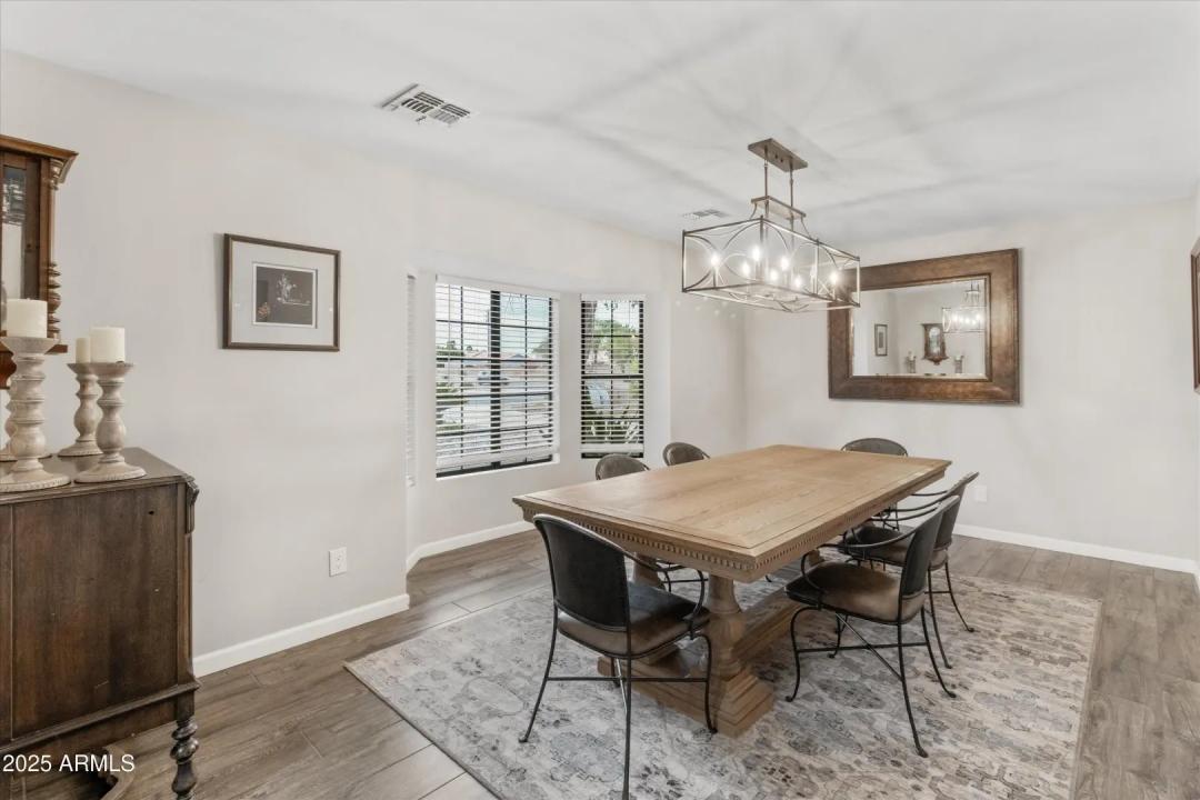 Real Estate Picture 30