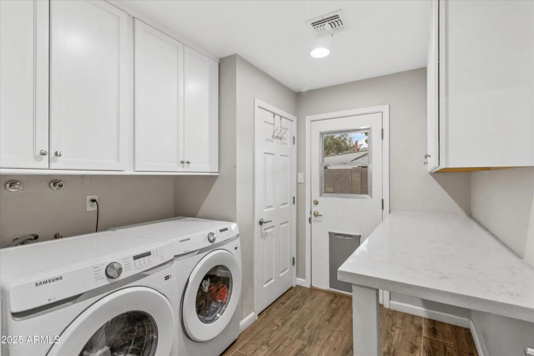Real Estate Picture 31