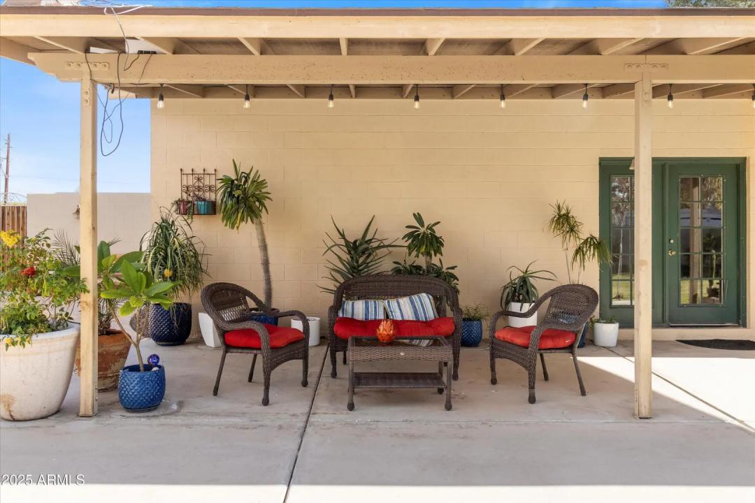 Real Estate Picture 33