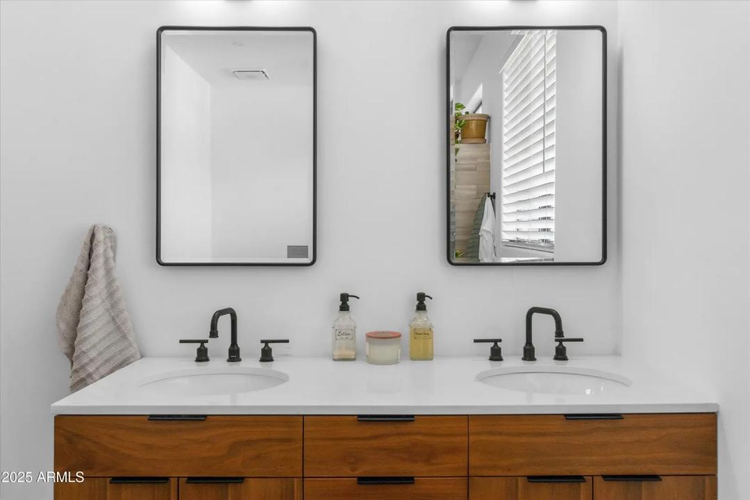 Real Estate Picture 49