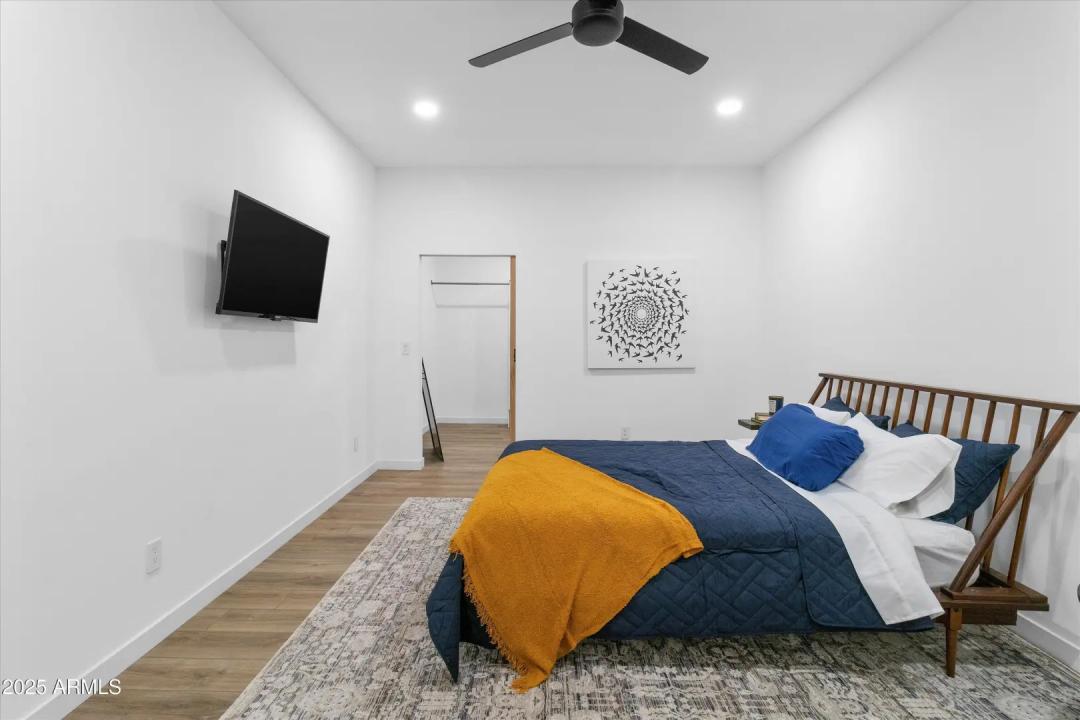 Real Estate Picture 45