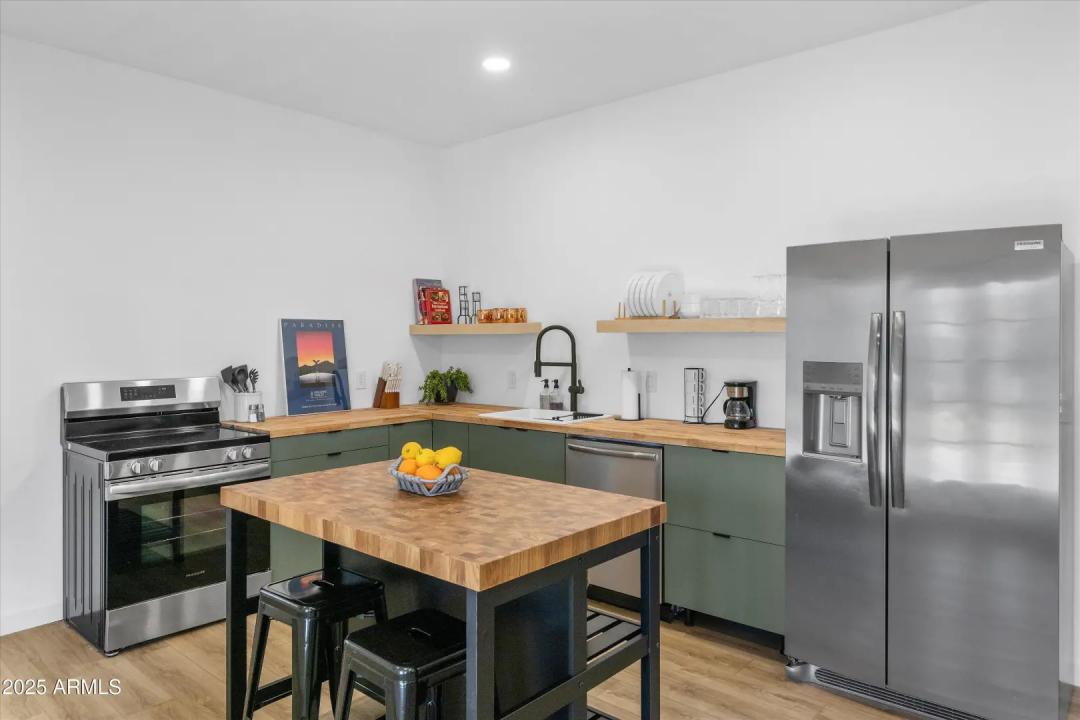 Real Estate Picture 41