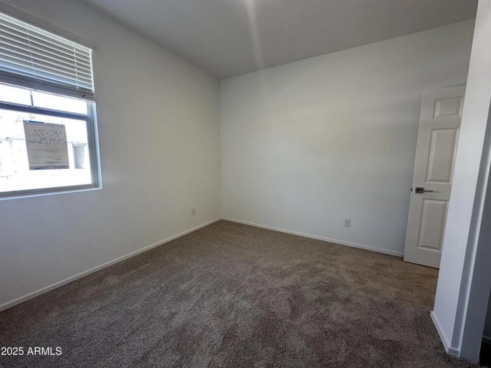 Real Estate Picture 6