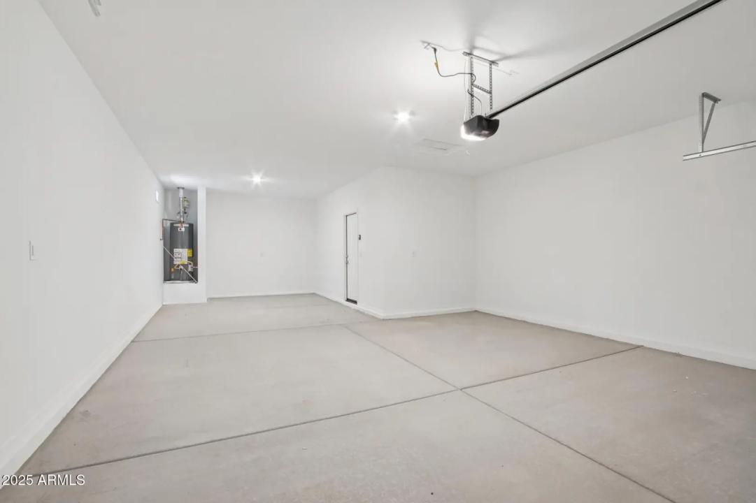 Real Estate Picture 36