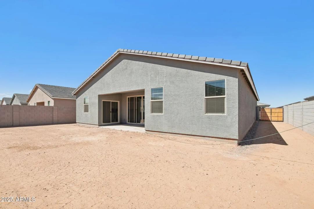 Real Estate Picture 38