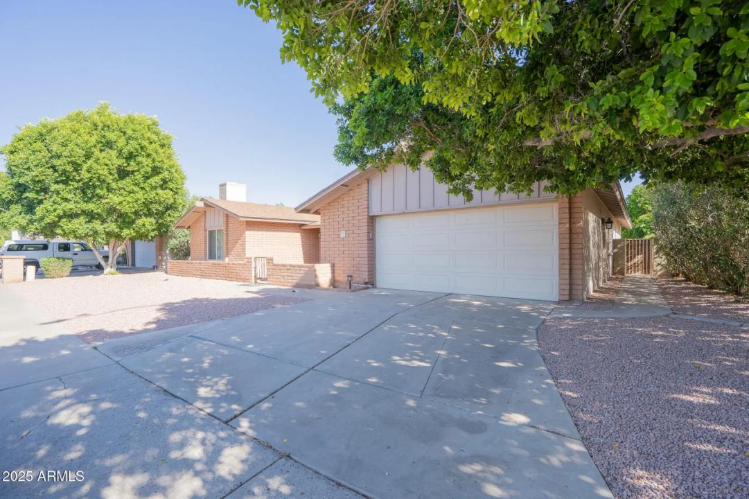 Real Estate Picture 2