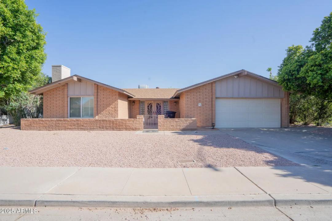 Real Estate Picture 1