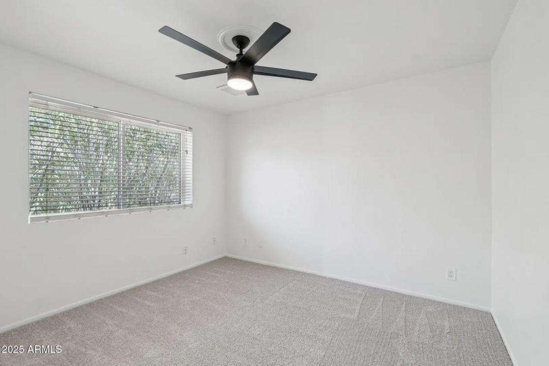 Real Estate Picture 20