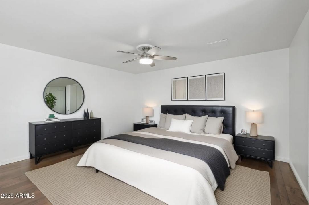 Real Estate Picture 13