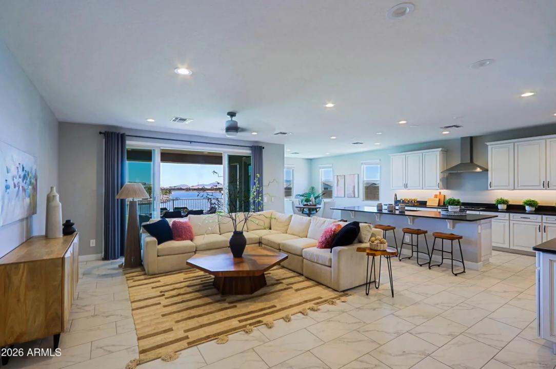 Real Estate Picture 25