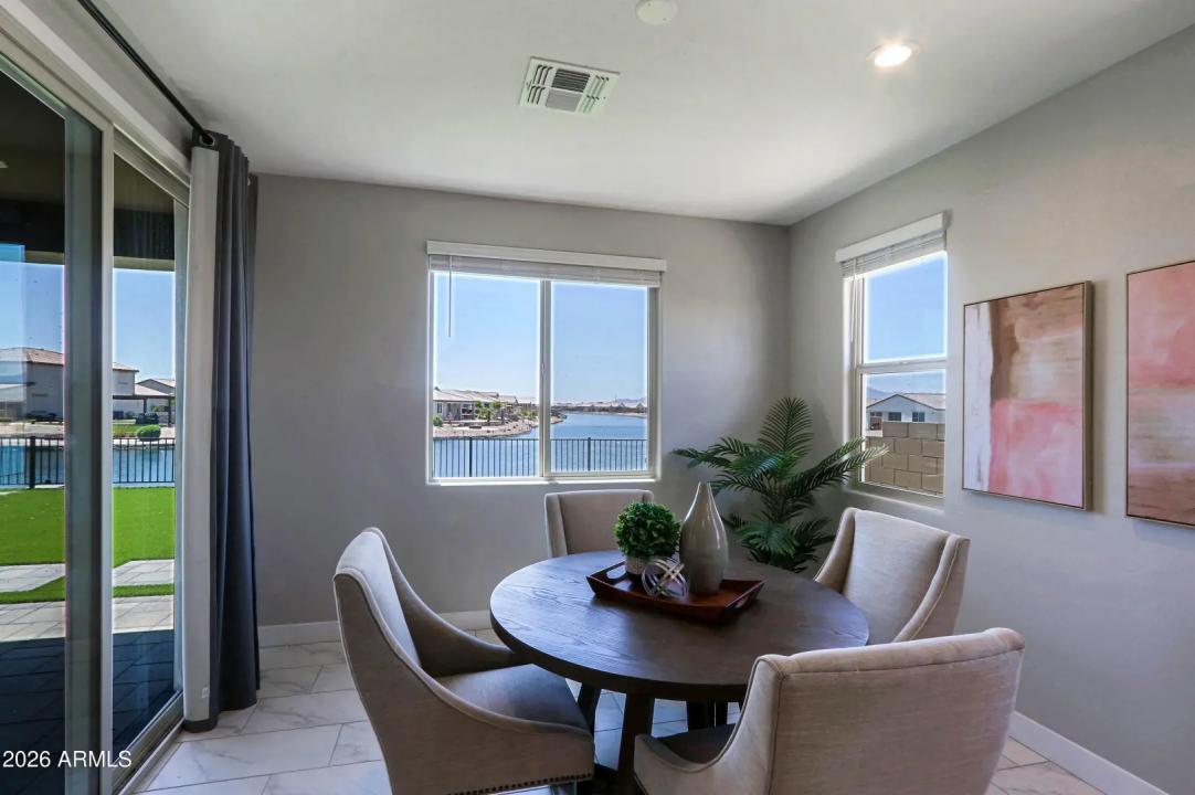 Real Estate Picture 21