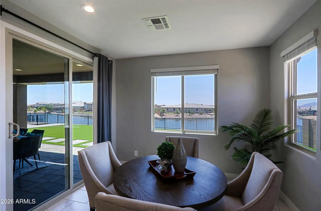 Real Estate Picture 19