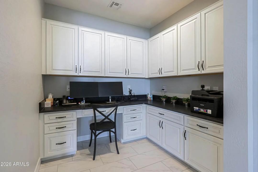 Real Estate Picture 27