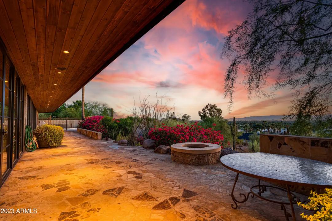 Real Estate Picture 13