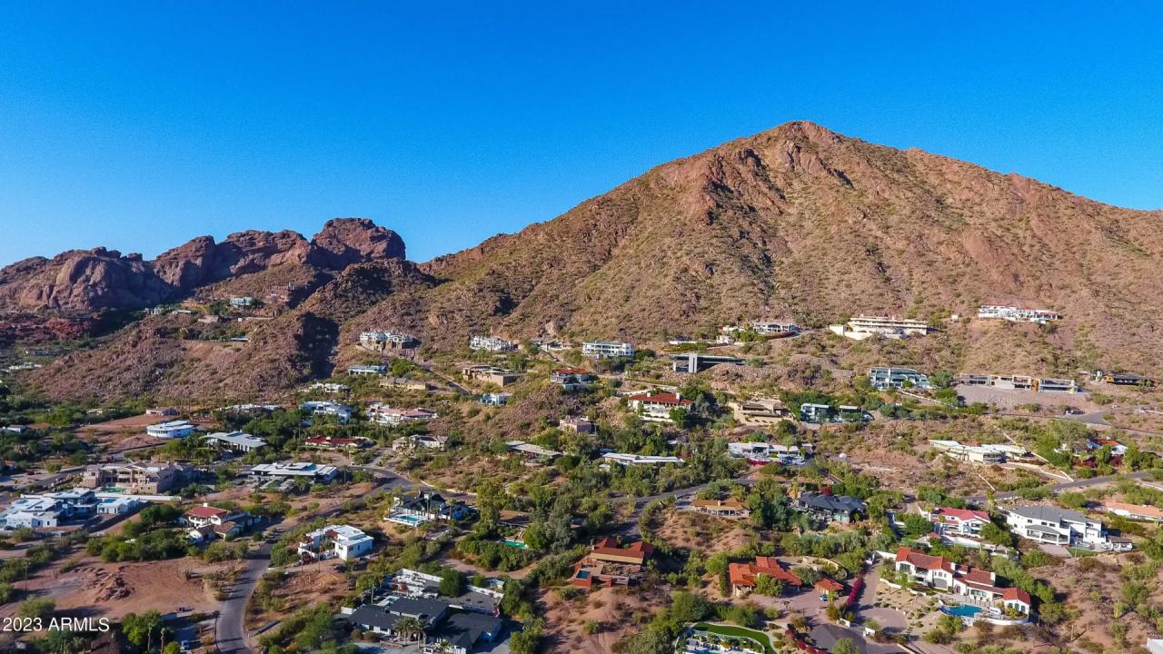 Real Estate Picture 27