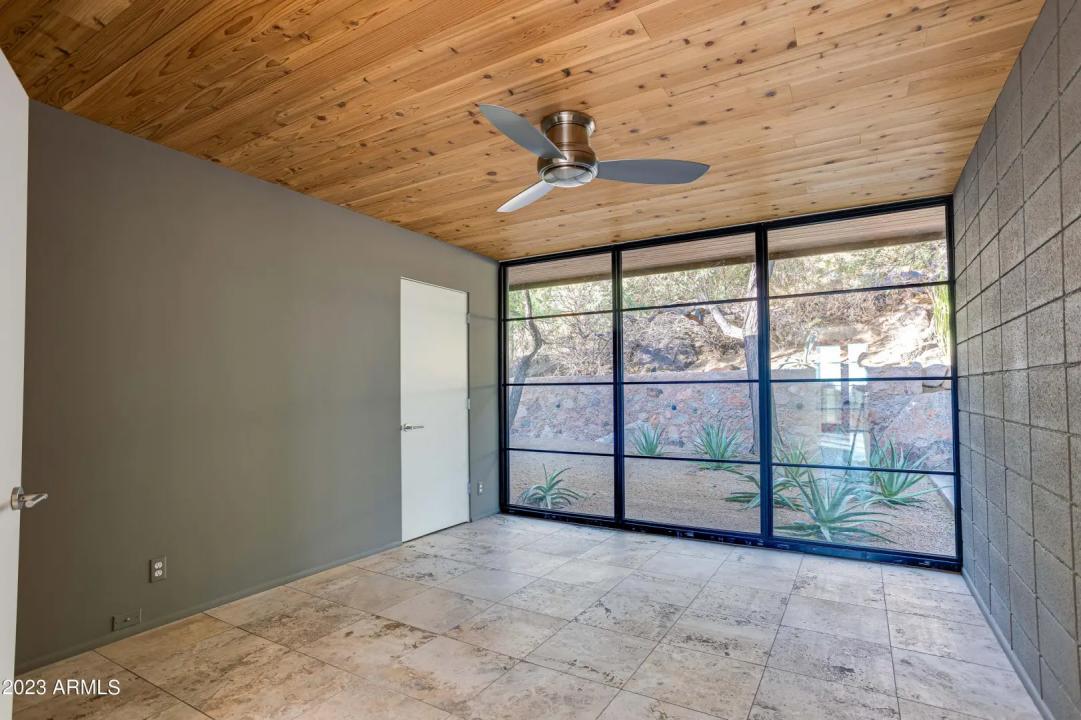 Real Estate Picture 28