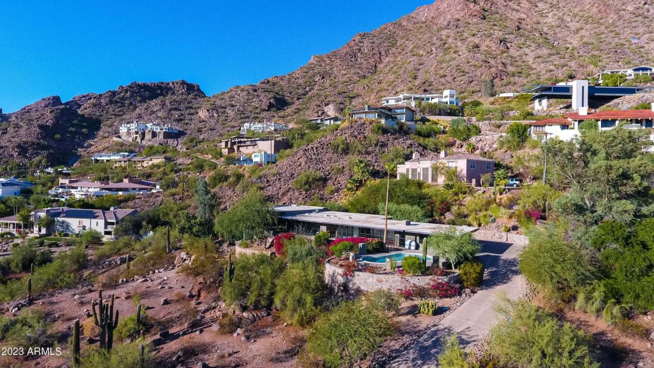 Real Estate Picture 43