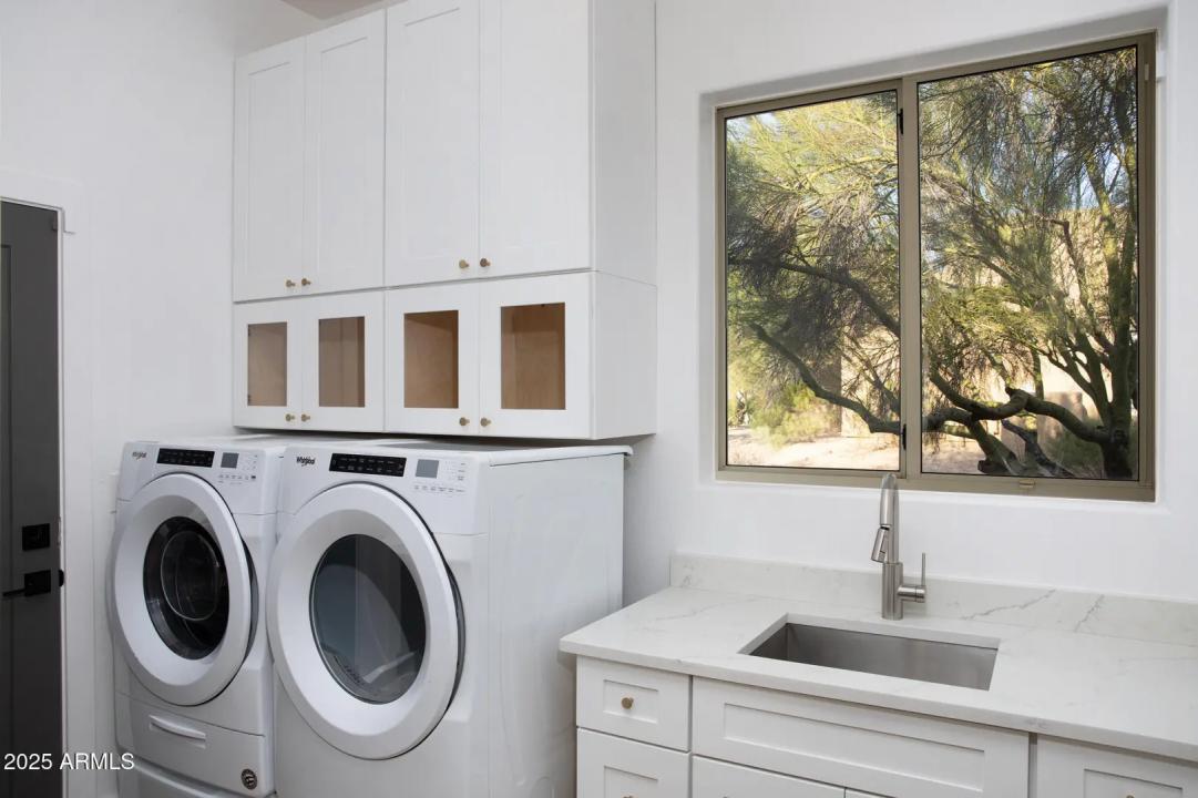 Real Estate Picture 24