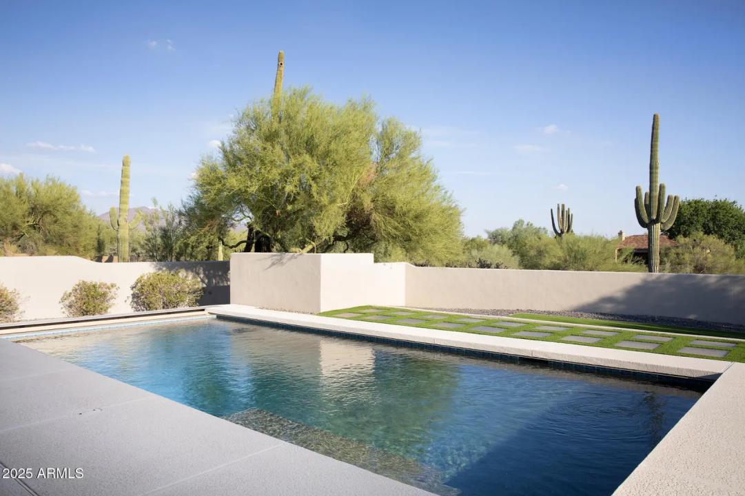 Real Estate Picture 31