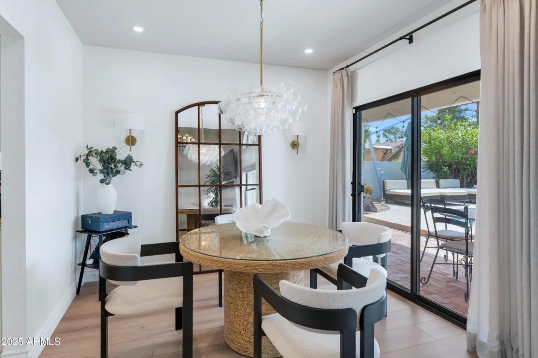 Real Estate Picture 15