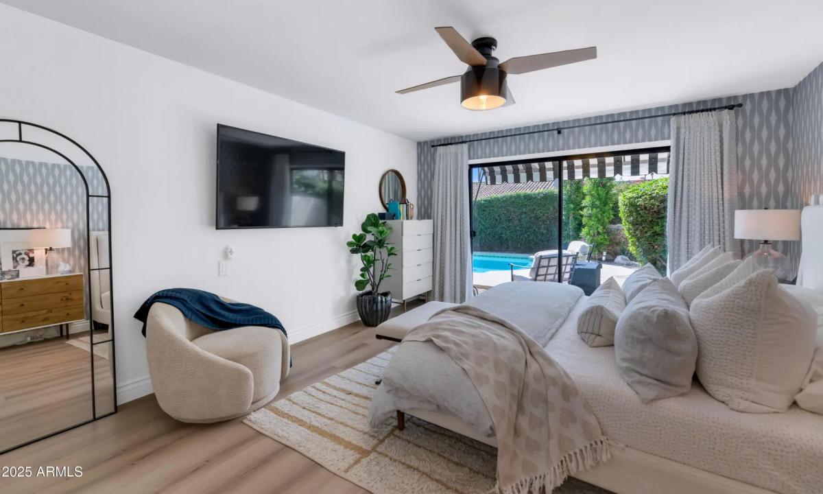 Real Estate Picture 19