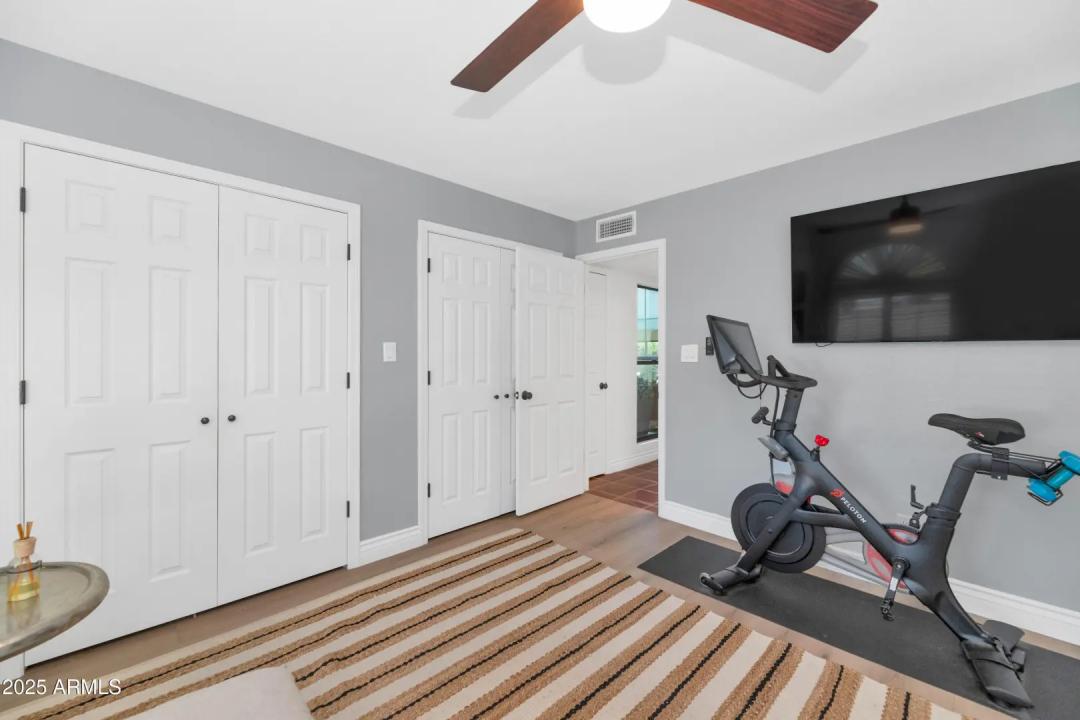 Real Estate Picture 21