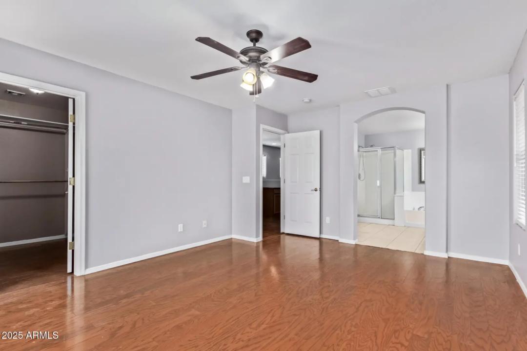 Real Estate Picture 15