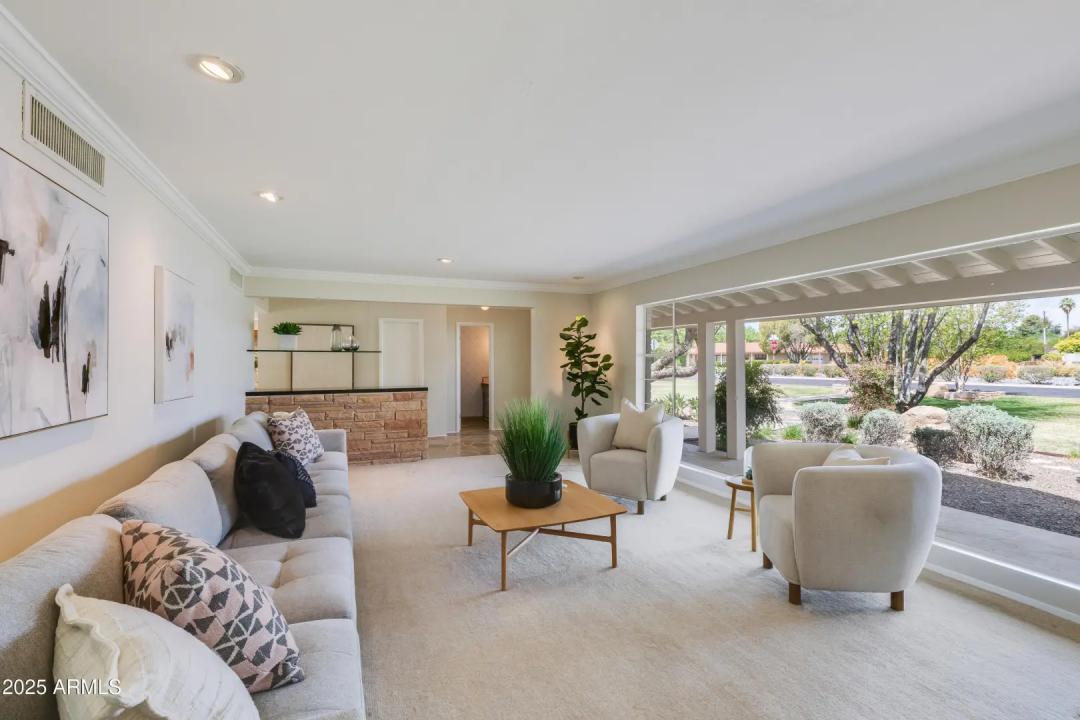 Real Estate Picture 5