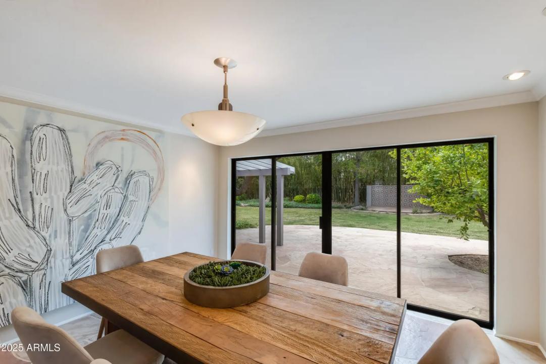 Real Estate Picture 15