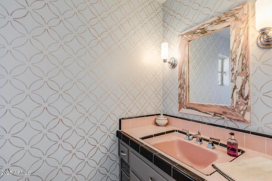 Real Estate Picture 27