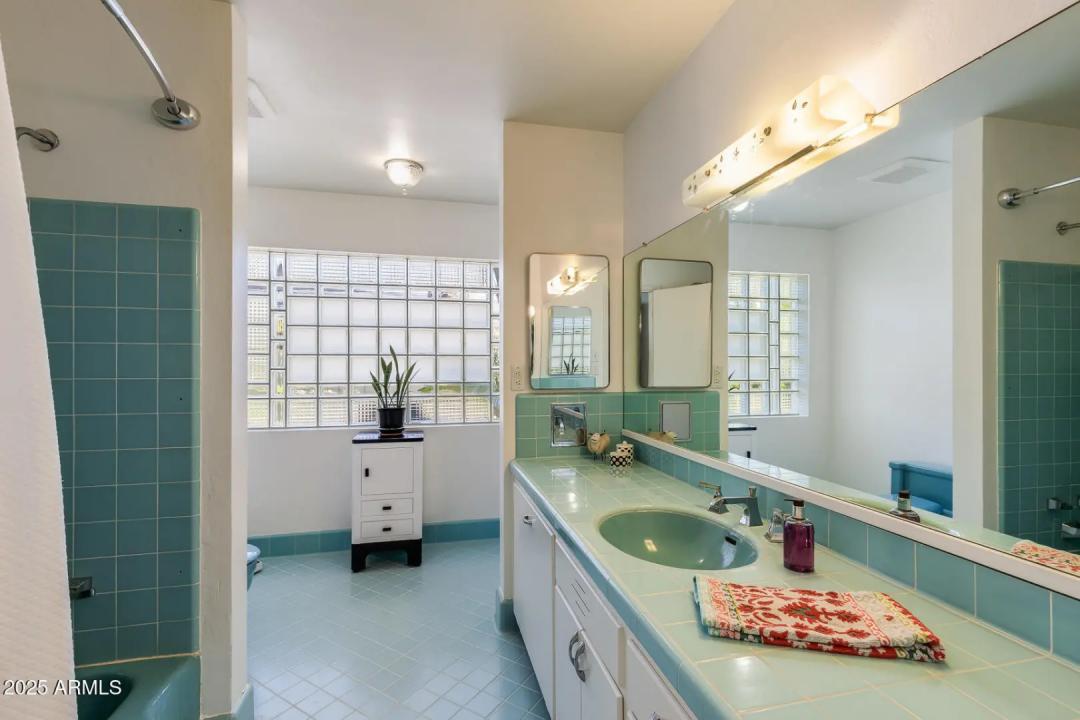 Real Estate Picture 31