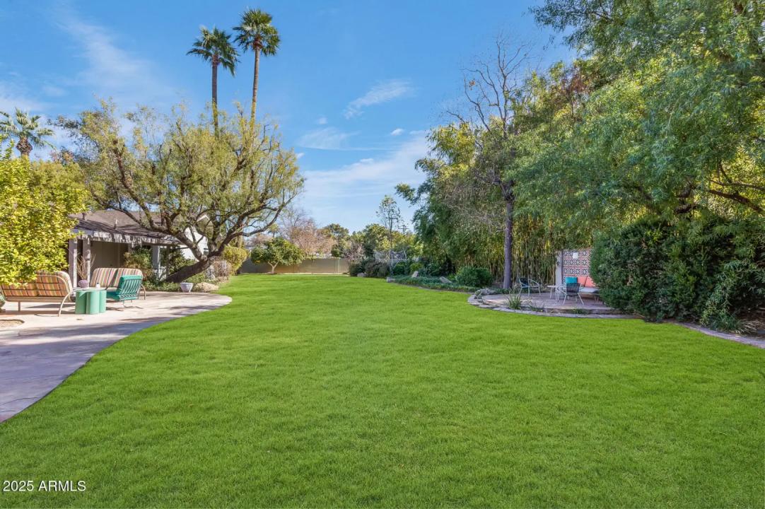 Real Estate Picture 39