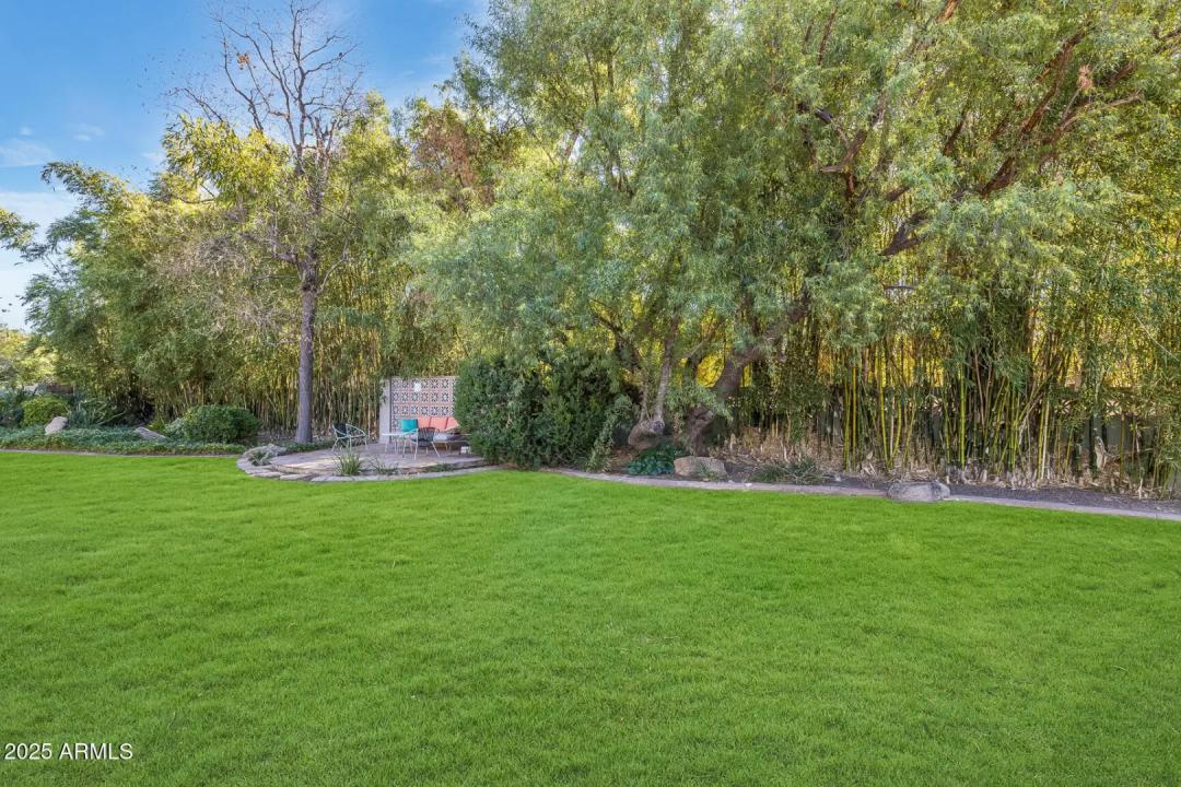 Real Estate Picture 40
