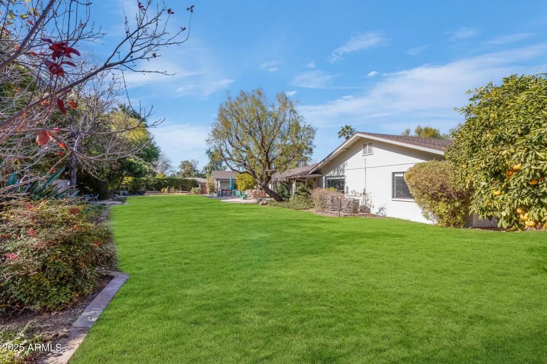 Real Estate Picture 43