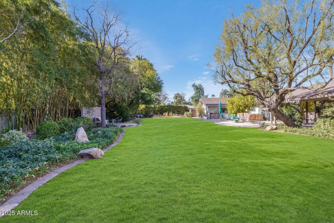 Real Estate Picture 44