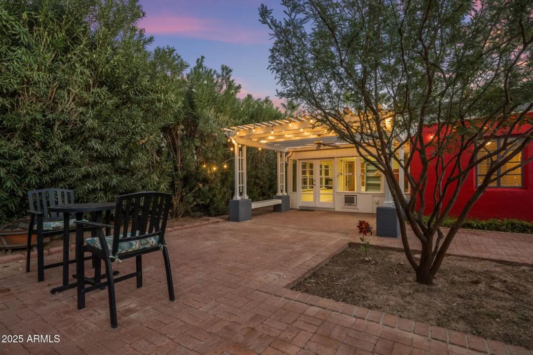 Real Estate Picture 29