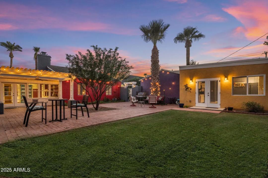 Real Estate Picture 25