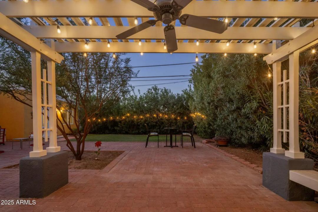 Real Estate Picture 44