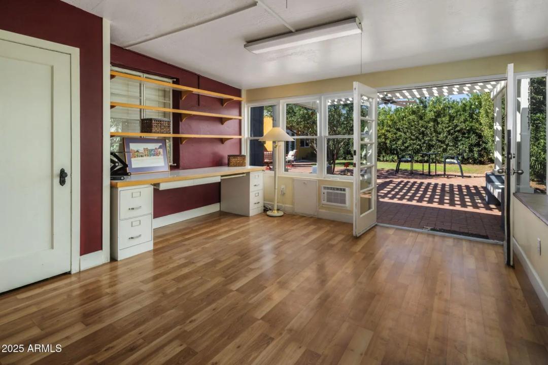 Real Estate Picture 20