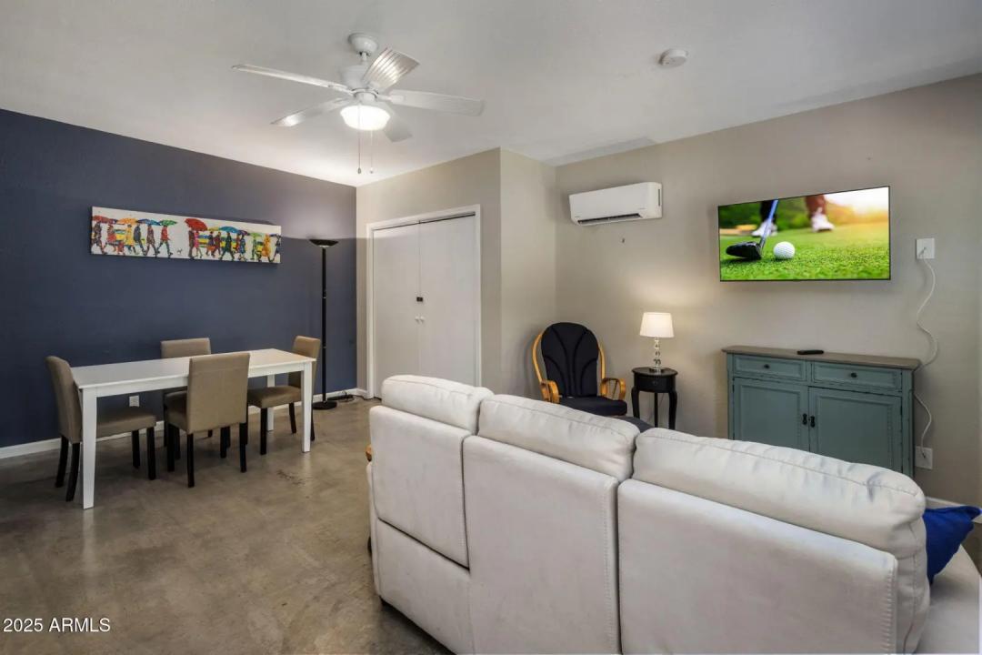 Real Estate Picture 33