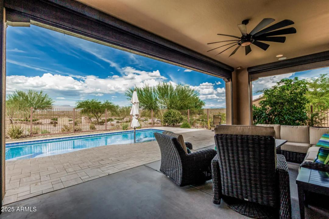 Real Estate Picture 17
